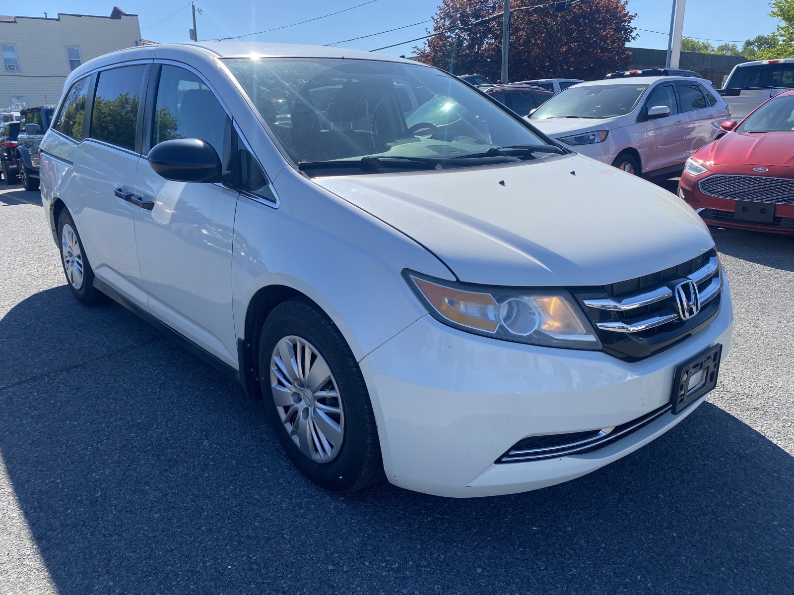 2015 Honda Odyssey LX (25814B) Main Image