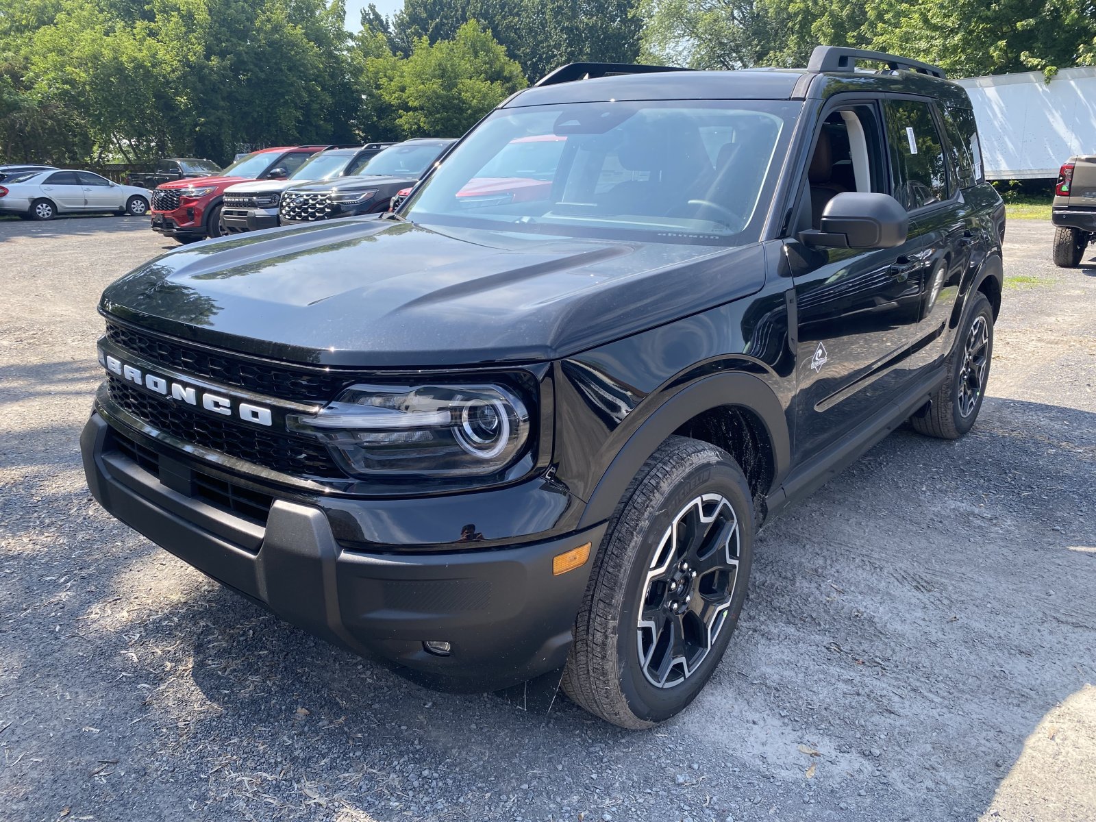 2026 Ford Bronco Sport Outer Banks (26450) Main Image