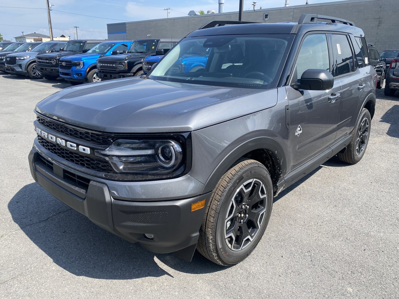 2026 Ford Bronco Sport Outer Banks (26451) Main Image