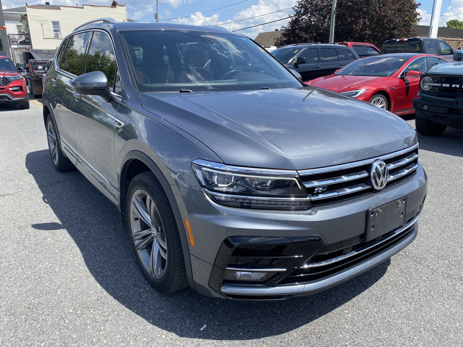 2020 Volkswagen Tiguan Highline (25765A) Main Image