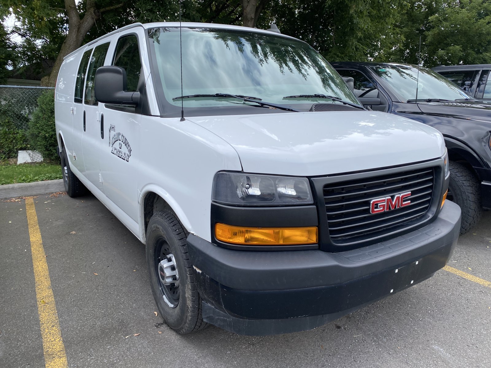 2020 GMC Savana Cargo Van RWD 2500 155" (26490A) Main Image