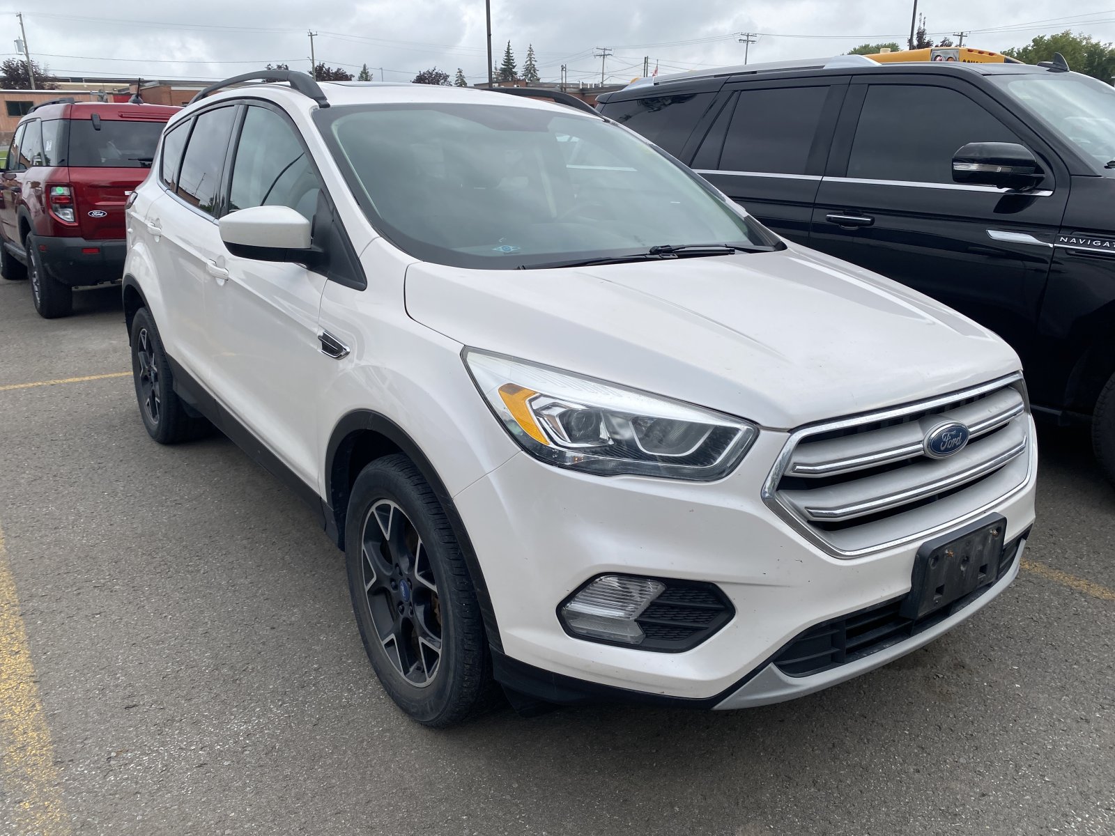 2018 Ford Escape SEL 4WD (26467A) Main Image