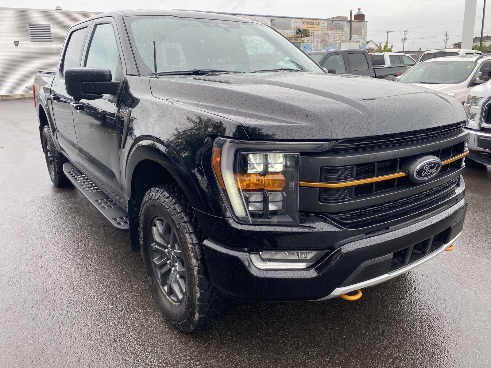 2023 Ford F-150 XL 4WD SuperCrew 5.5' Box (26518C) Main Image