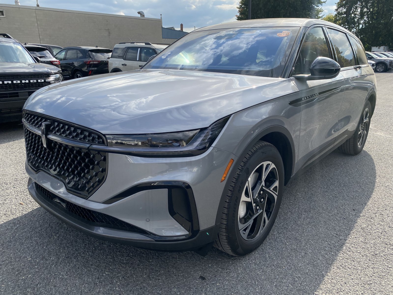 2025 Lincoln Nautilus Premiere (25688) Main Image