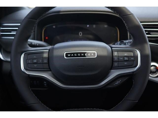 2024 Jeep Wagoneer L Series II Carbide photo 9