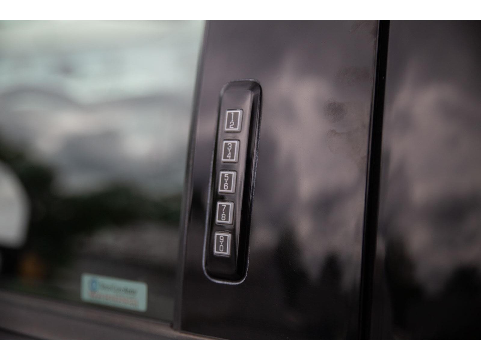 2022 Ford F-150 XLT photo 11
