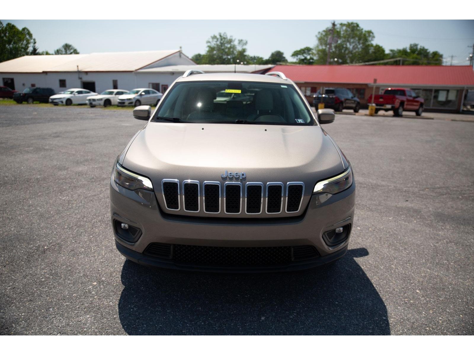 2020 Jeep Cherokee Latitude photo 8