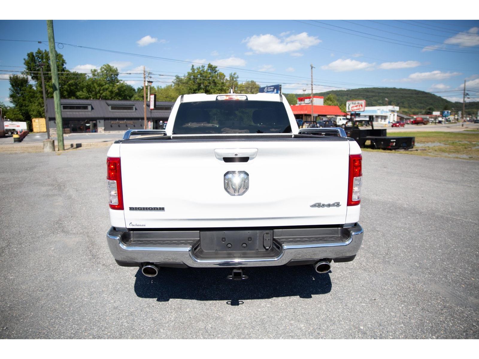 2021 Ram 1500 Big Horn photo 3