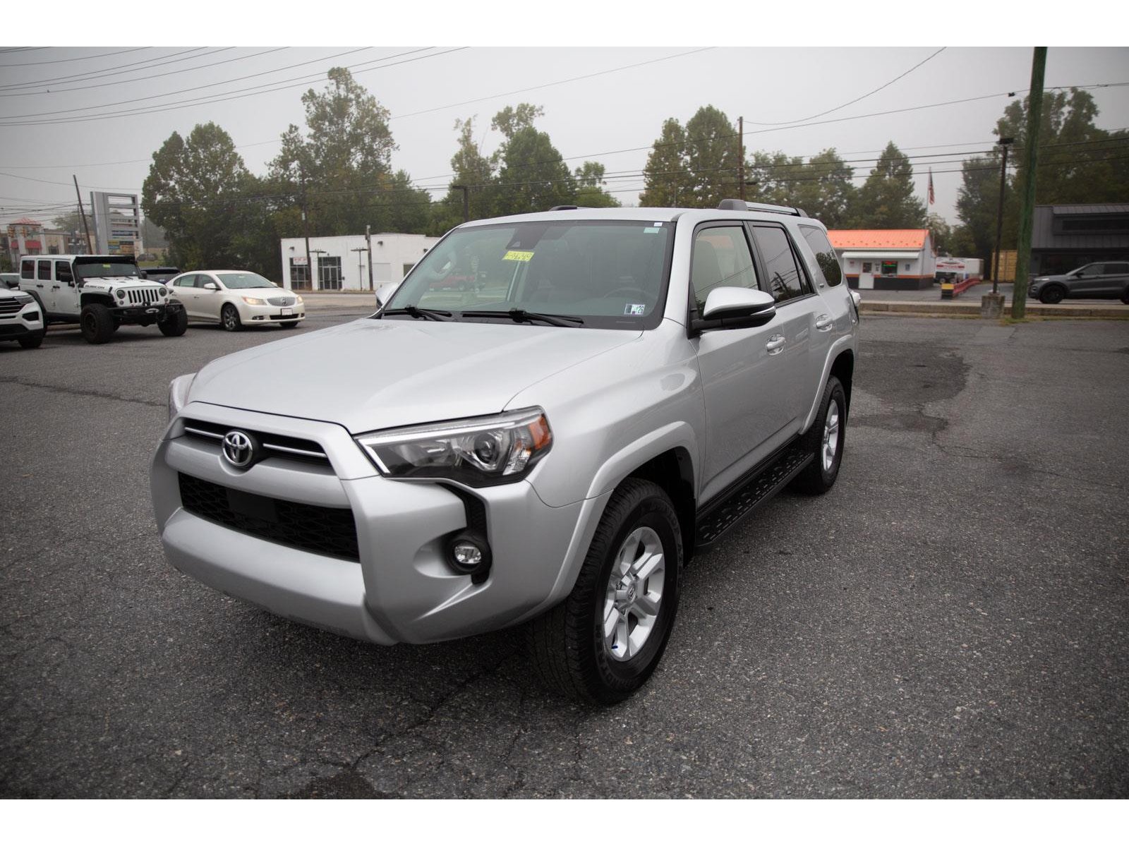 2024 Toyota 4Runner SR5 Premium photo 6