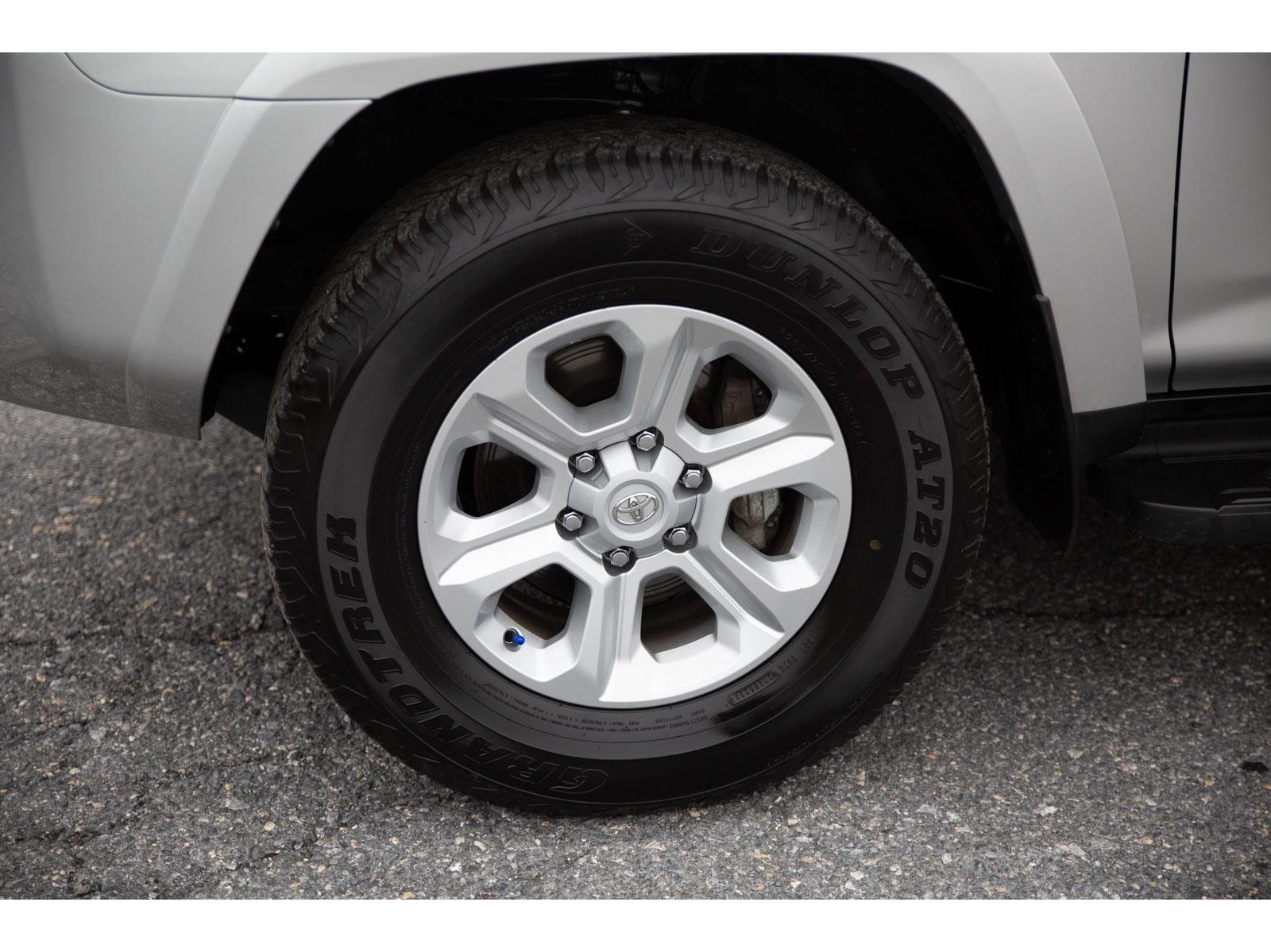 2024 Toyota 4Runner SR5 Premium photo 8