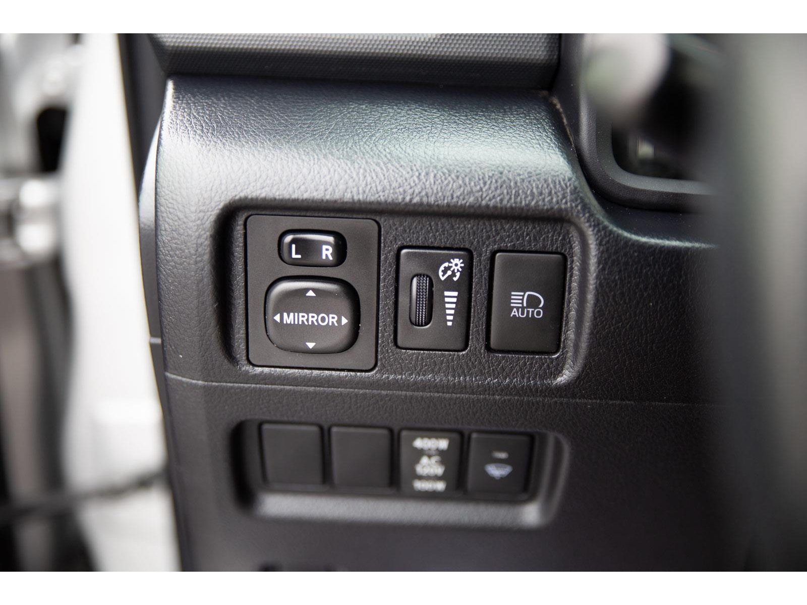 2024 Toyota 4Runner SR5 Premium photo 19
