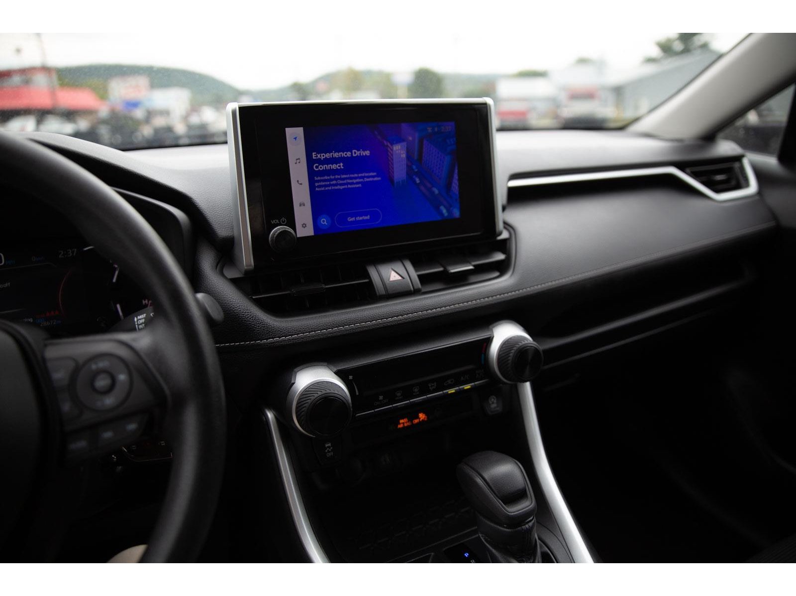 2024 Toyota RAV4 LE photo 11