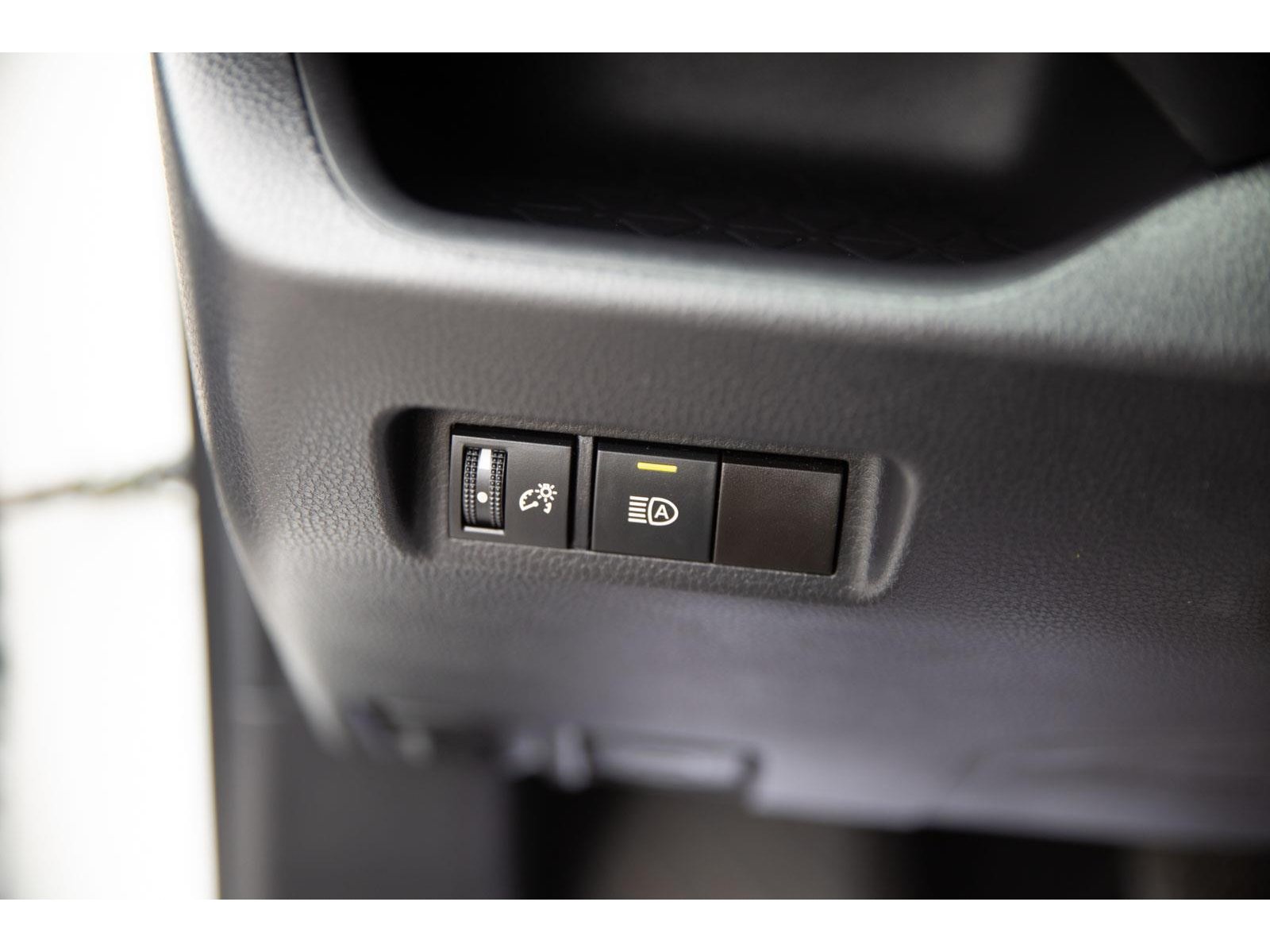 2024 Toyota RAV4 LE photo 16