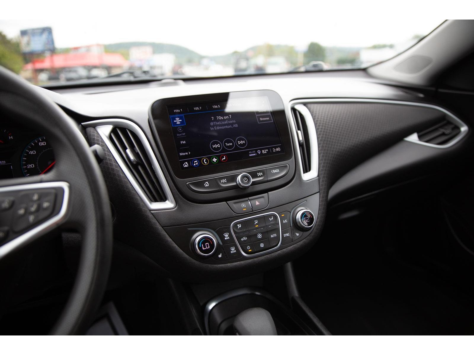 2024 Chevrolet Malibu 1LT photo 13