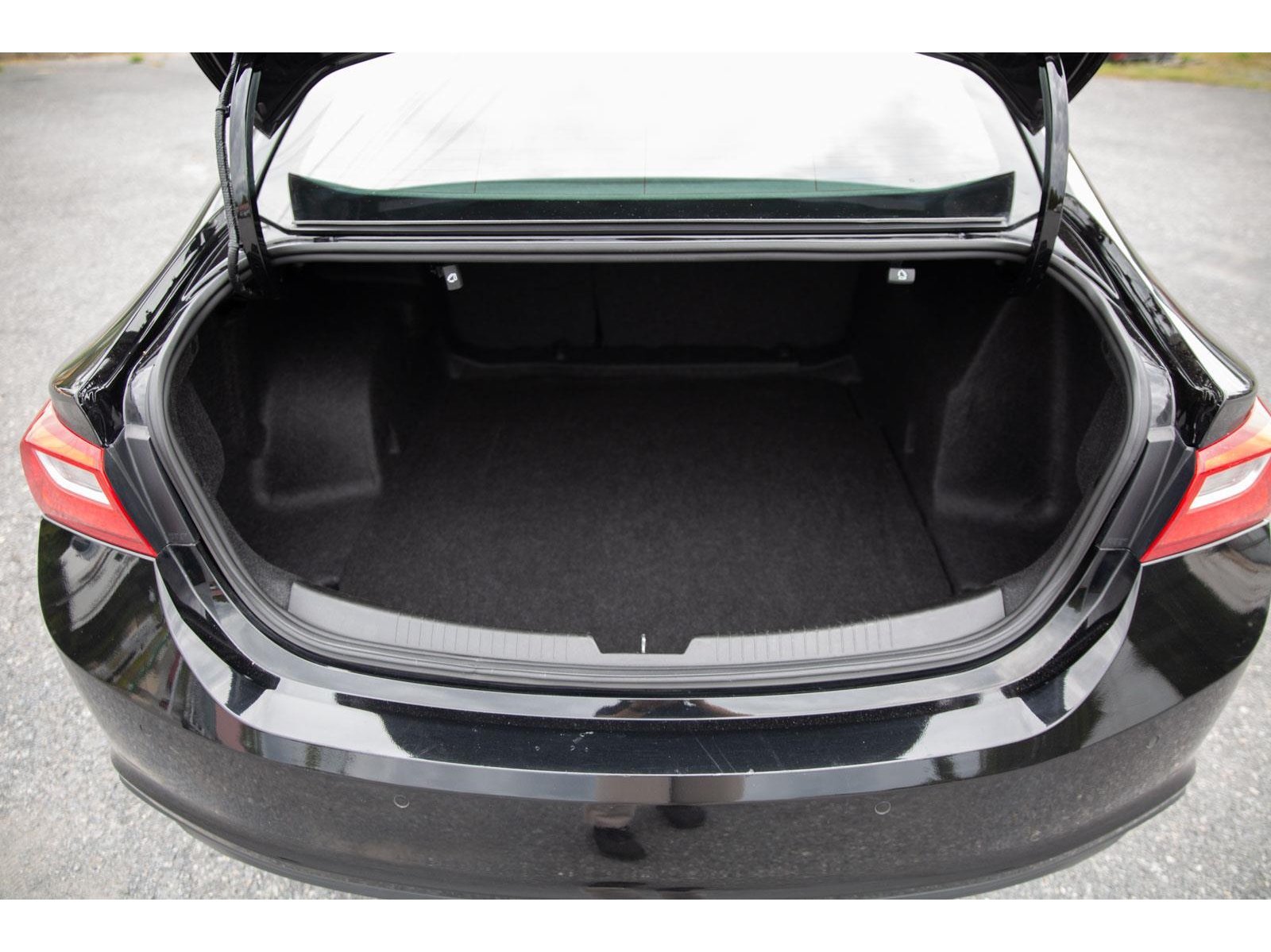 2024 Chevrolet Malibu 1LT photo 24