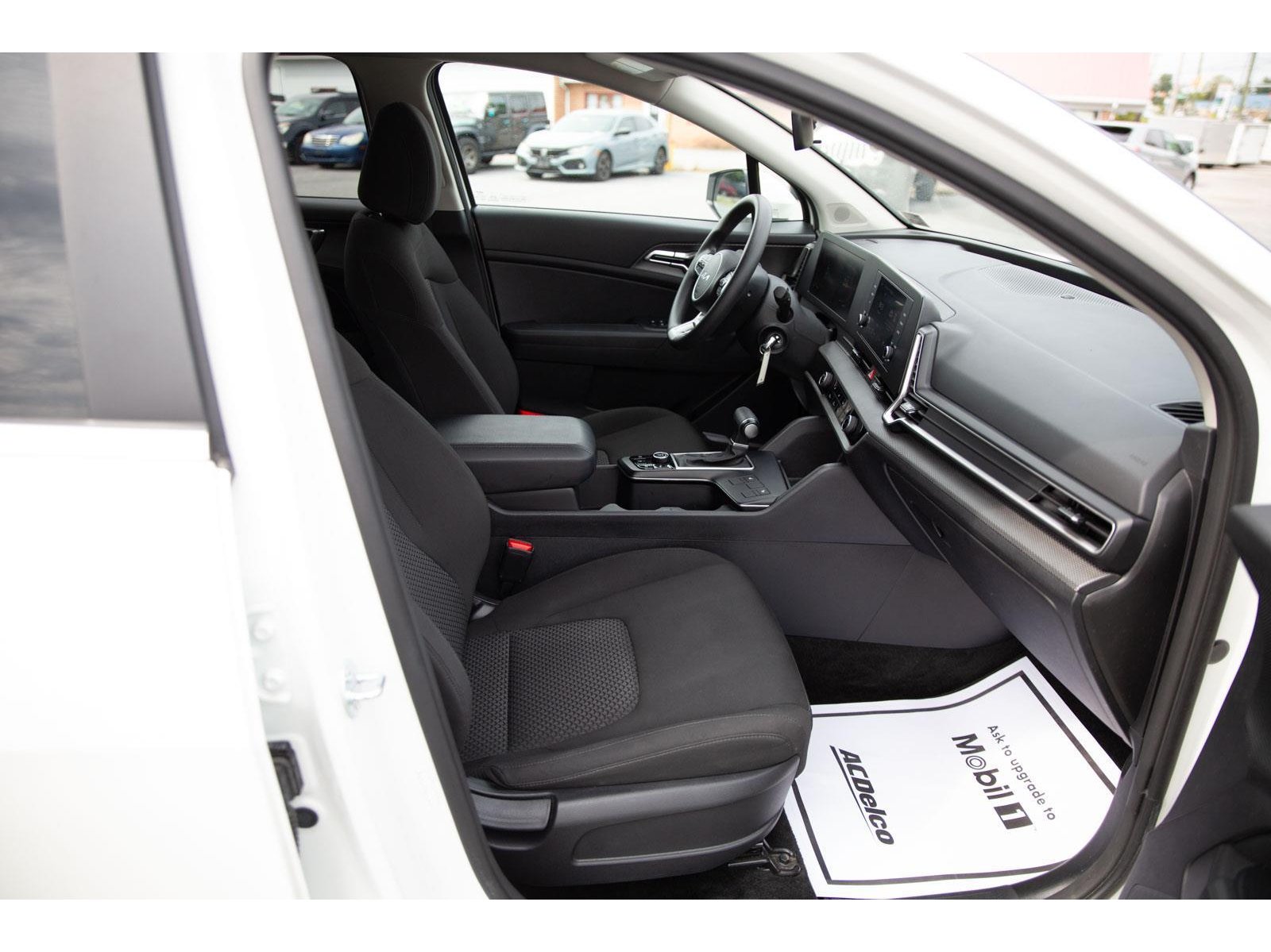 2024 Kia Sportage LX photo 21