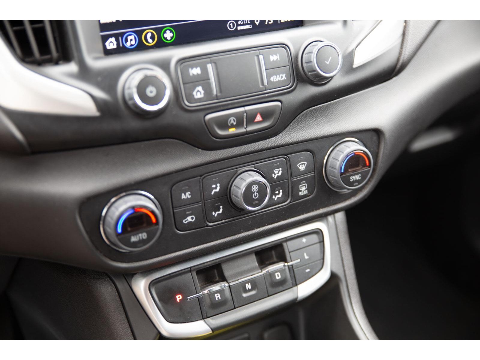 2024 Gmc Terrain SLT photo 13