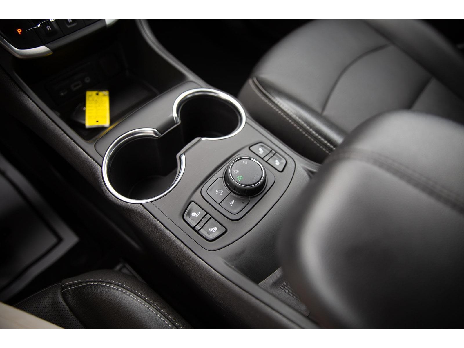 2024 Gmc Terrain SLT photo 15