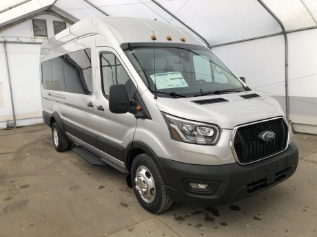 2025 Ford Transit Passenger Wagon Xl 