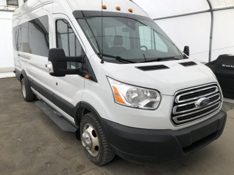 2018 Ford Transit Passenger Wagon XLT 