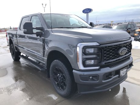 2026 Ford Super Duty F-350 SRW XLT 