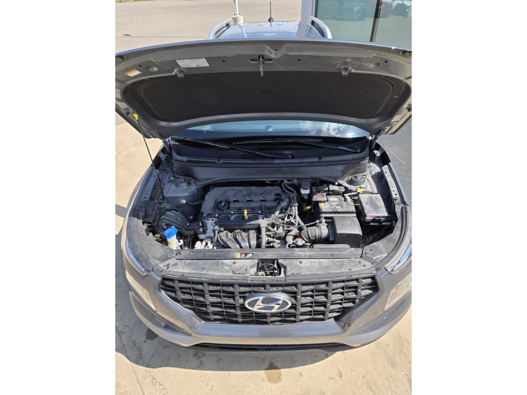 2025 Hyundai Venue Preferred (5660) Photo 17