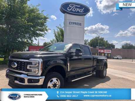 2025 Ford F-350 Super Duty LARIAT 4WD CREW CAB 8' BOX 
