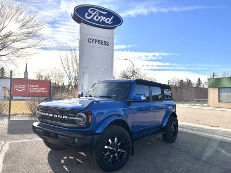 2023 Ford Bronco Outer Banks 