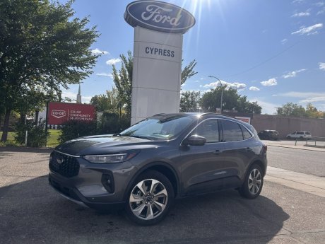 2025 Ford Escape Platinum 