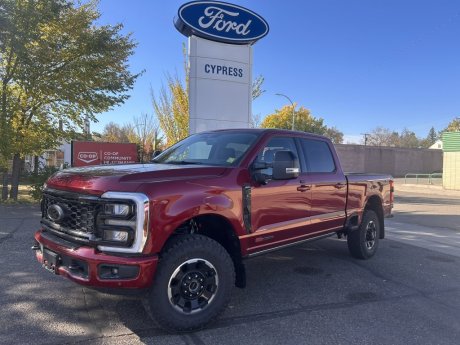 2025 Ford Super Duty F-350 SRW Lariat Tremor 