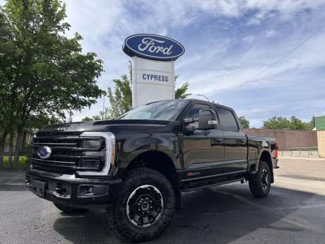 2026 Ford Super Duty F-350 SRW Platinum - 6.7L V8 High-Output Power Stroke 