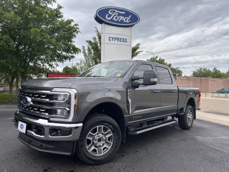 2026 Ford Super Duty F-350 SRW Lariat - 6.7L V8 Power Stroke - 6 seater 