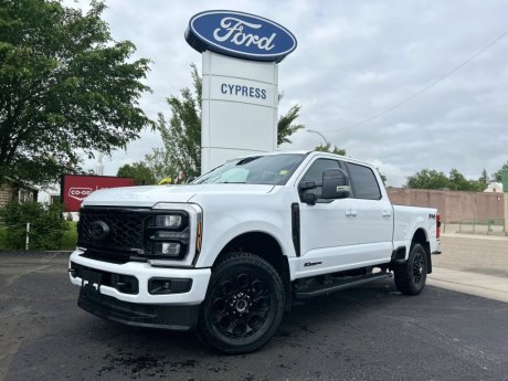 2026 Ford Super Duty F-350 SRW Lariat - 6.7L V8 Power Stroke 