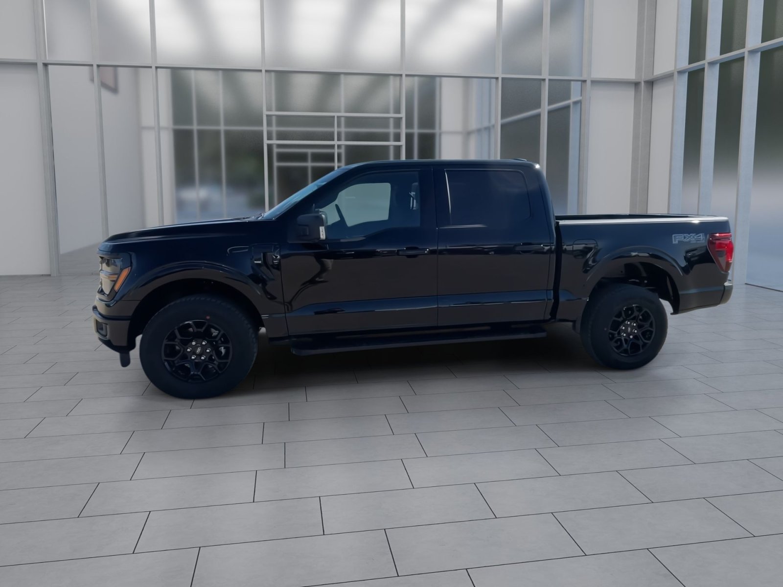 2025 Ford F-150 XLT photo 4
