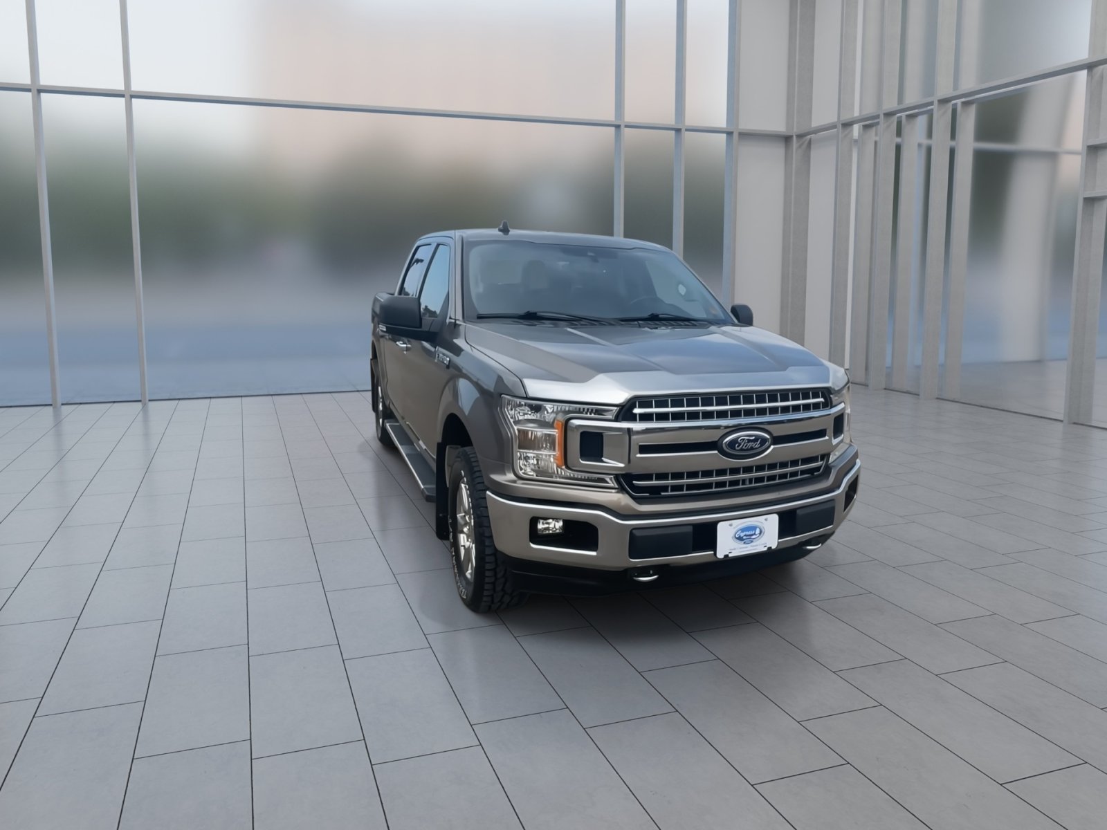 2020 Ford F-150 XLT photo 3