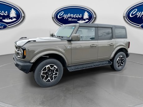 2025 Ford Bronco Outer Banks 
