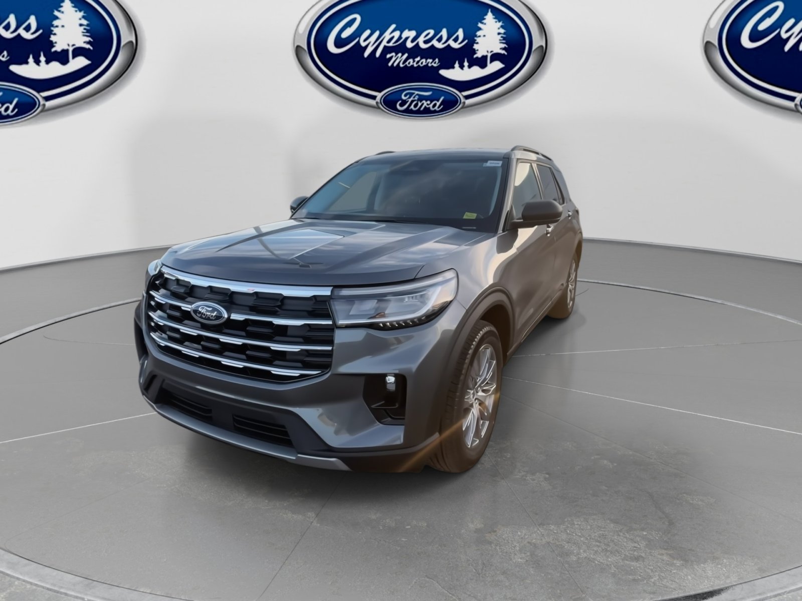 2026 Ford Explorer photo 4