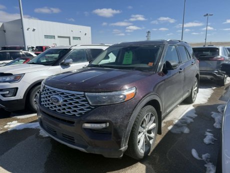 2022 Ford Explorer Platinum- One Owner, Local Trade, Clean Carfax! 