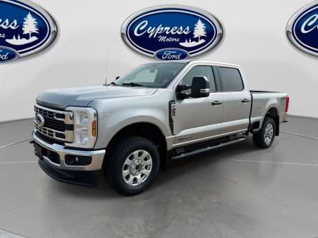 2024 Ford Super Duty F-350 SRW XLT 