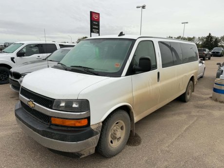 2018 Chevrolet Express Passenger LT 