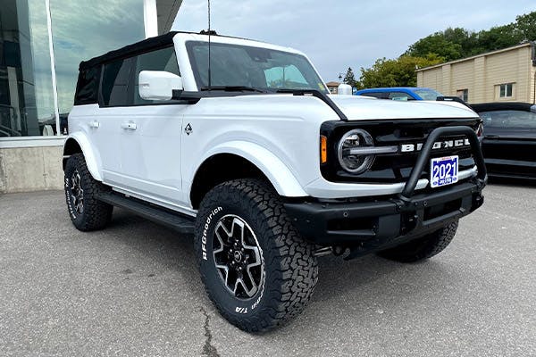 2021 Ford Bronco Outer Banks - Custom