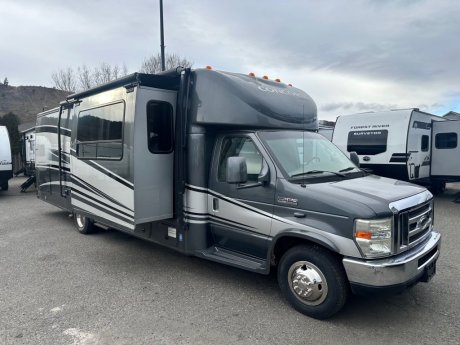 2008 Coachmen concord 300 TS   Class C Motorhome
