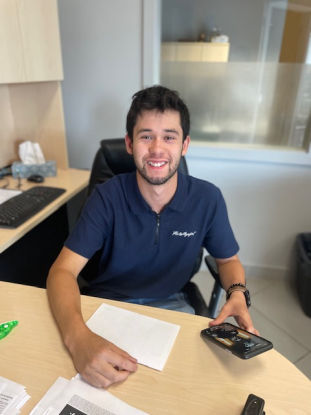 Oliver Dor - Sales Admin