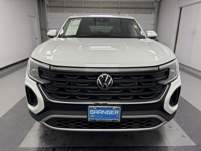 Used 2024 Volkswagen Atlas Cross Sport SE with VIN 1V2DE2CA4RC221274 for sale in Orange, TX