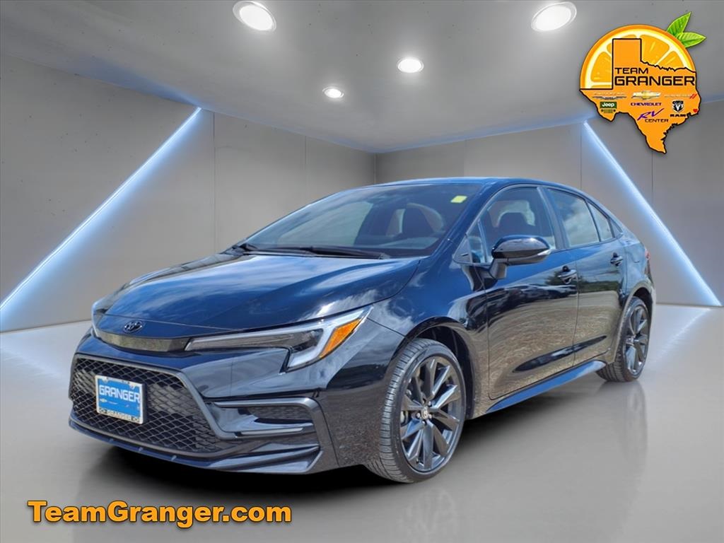 Used 2024 Toyota Corolla SE with VIN 5YFS4MCE7RP197263 for sale in Orange, TX