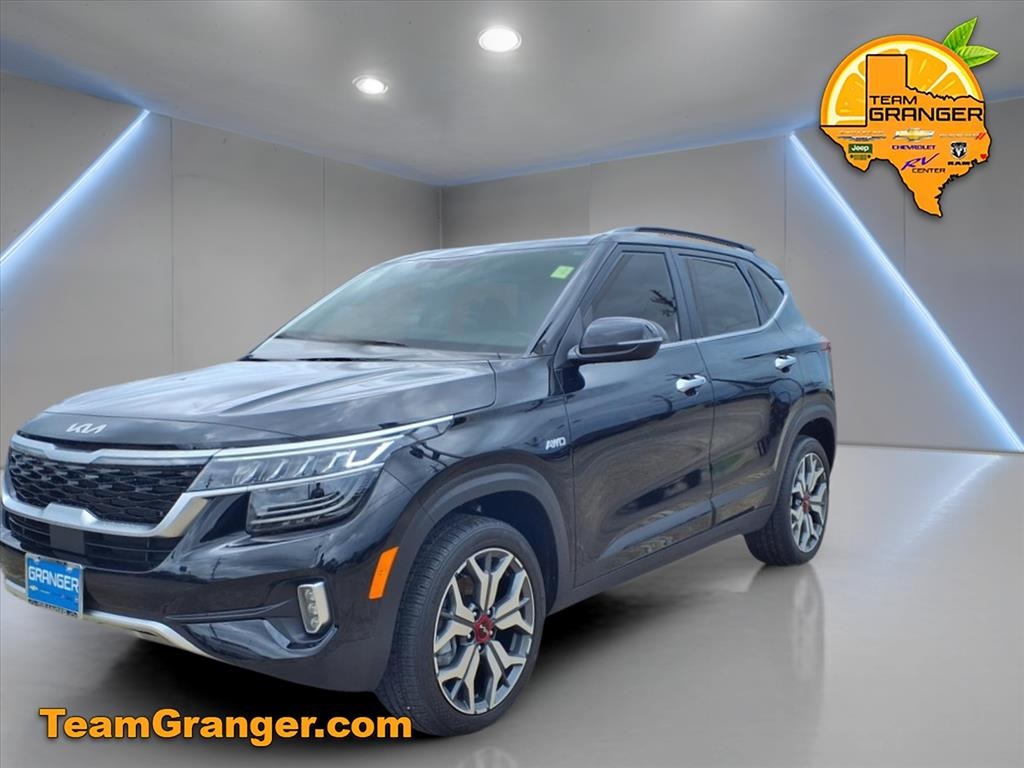 Used 2023 Kia Seltos SX with VIN KNDETCA20P7429591 for sale in Orange, TX