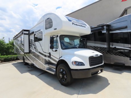2026 Thor Motor Coach PASADENA 38FX  Class C Diesel