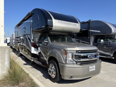 2023 Thor Motor Coach Magnitude RS36  Class C Diesel