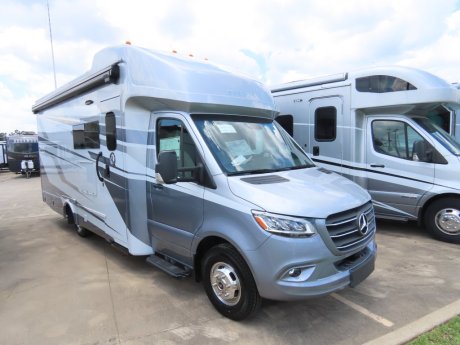 2026 Tiffin Motor Homes Wayfarer 25XRW  Class C Diesel