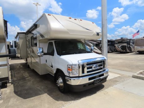 2026 Winnebago Minnie Winnie 31H  Class C Motorhome